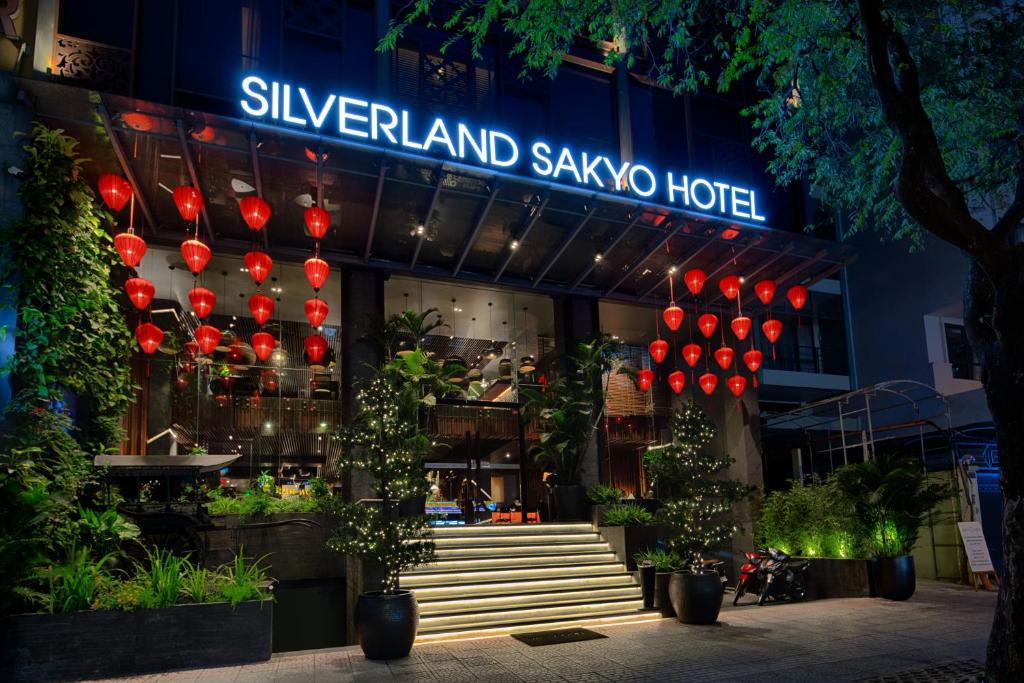 SILVERLAND SAKYO HOTEL